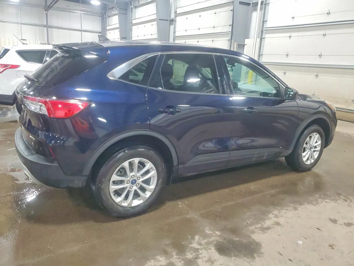 FORD ESCAPE SE 2021