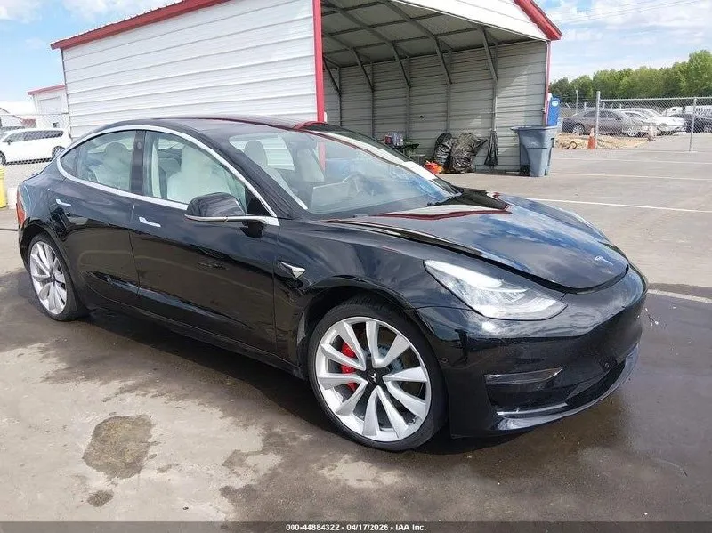 TESLA MODEL 3 LONG RANGE/PERFORMANCE 2018