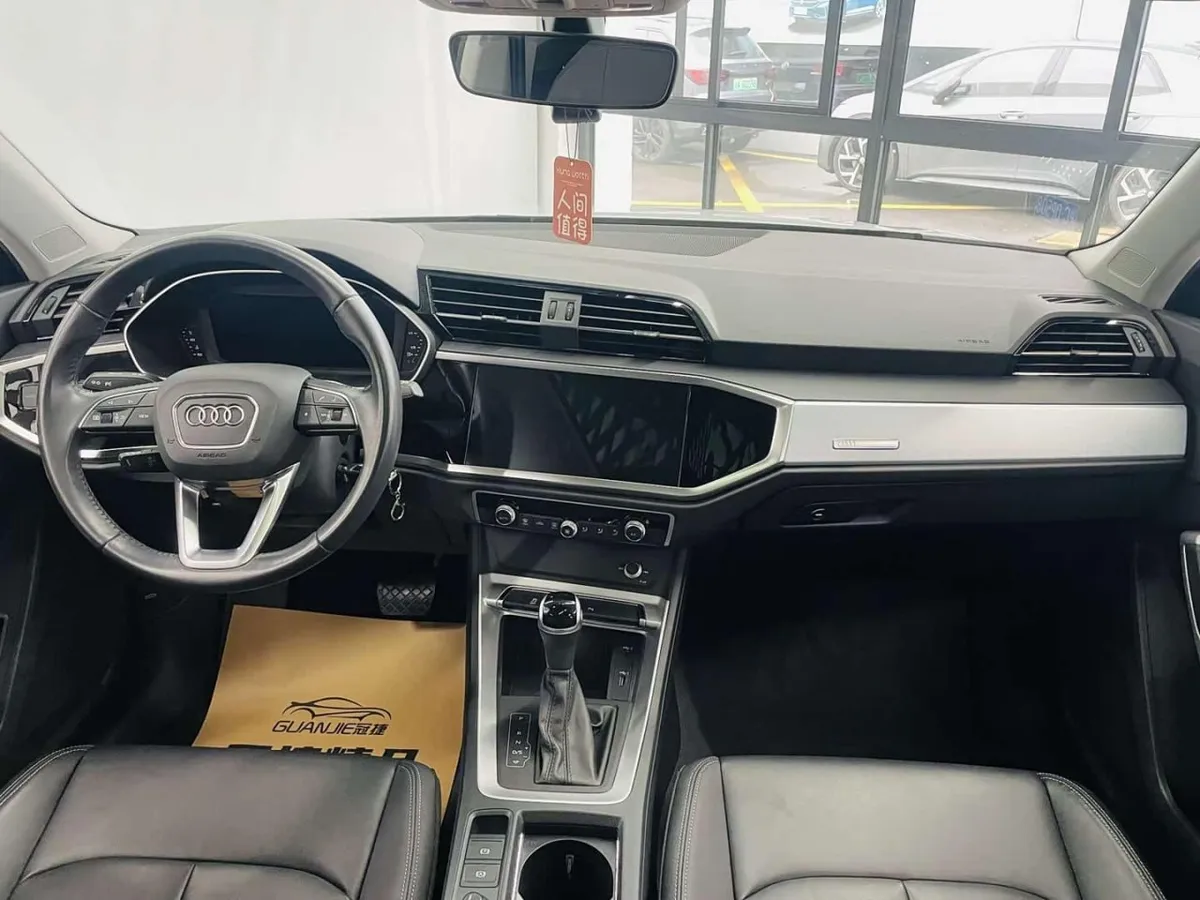 AUDI Q3 35 TFSI PROGRESSIVE ELEGANCE 2021