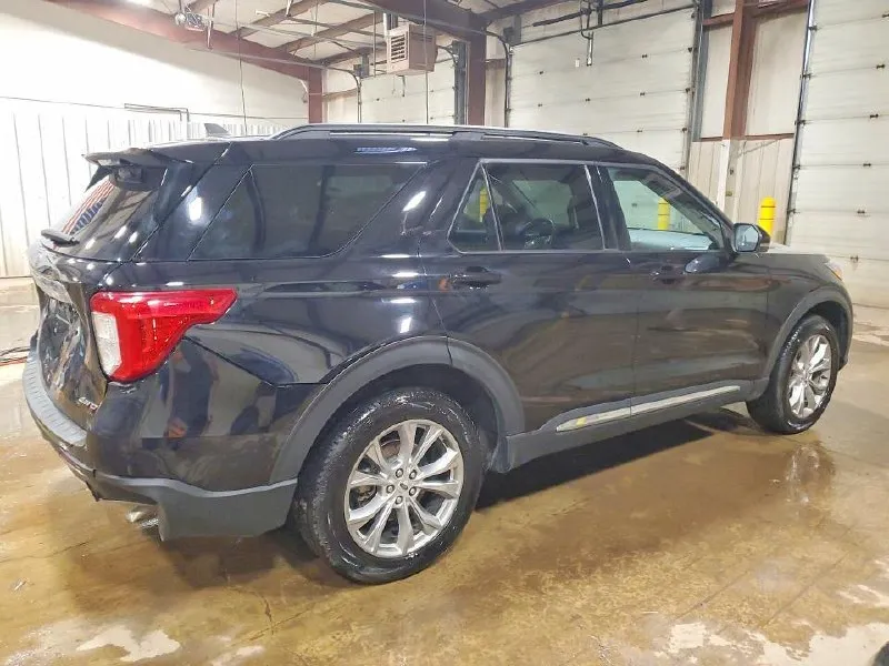 FORD EXPLORER XLT 2024