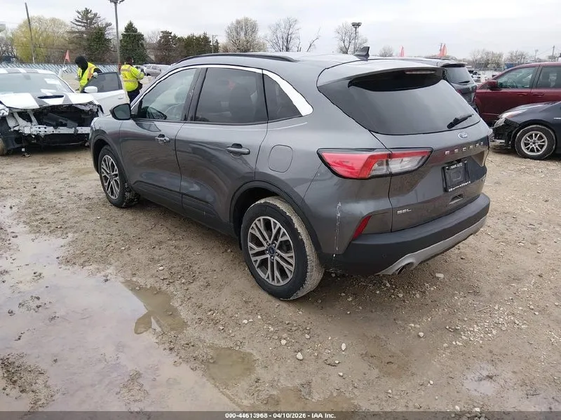 FORD ESCAPE SEL 2022