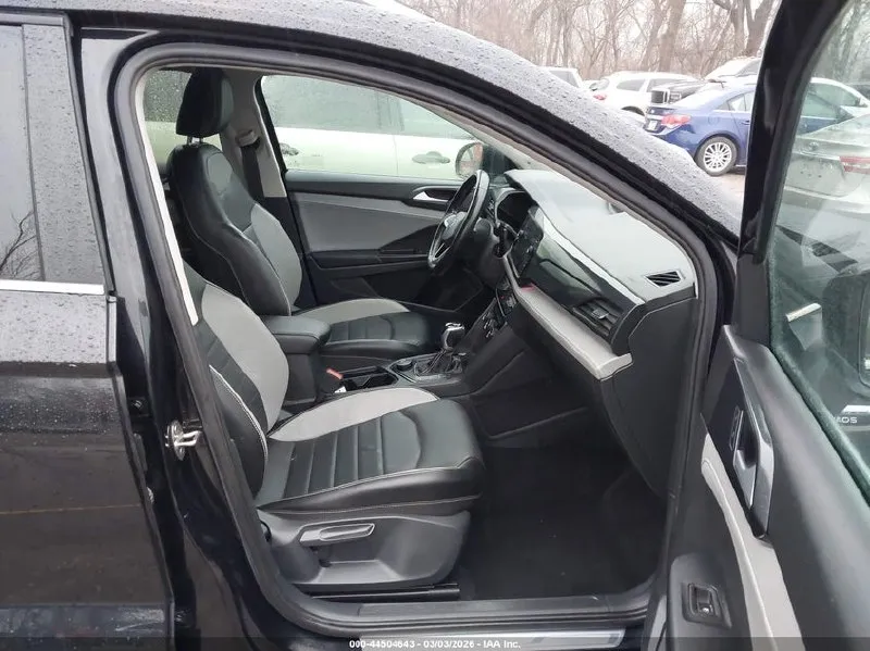 VOLKSWAGEN TAOS SEL 2022