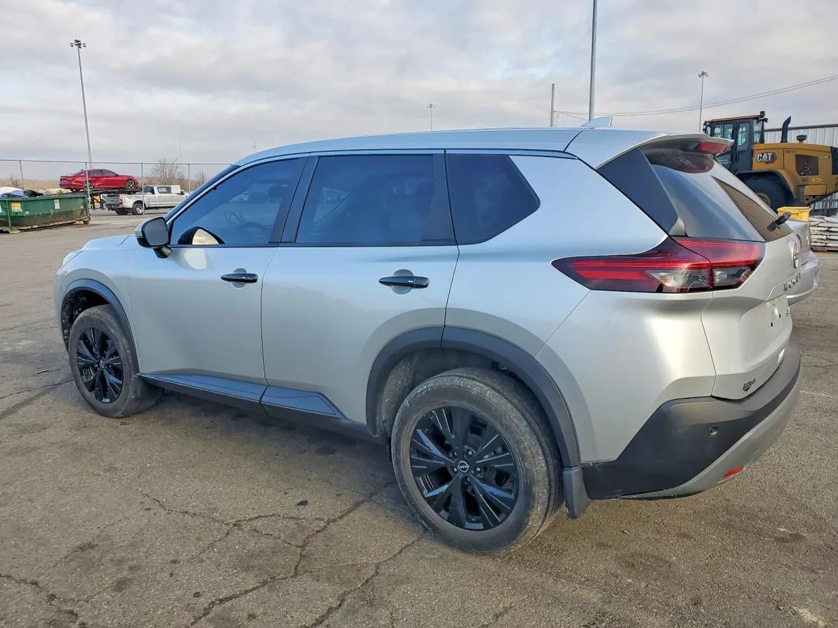 NISSAN ROGUE SV 2023