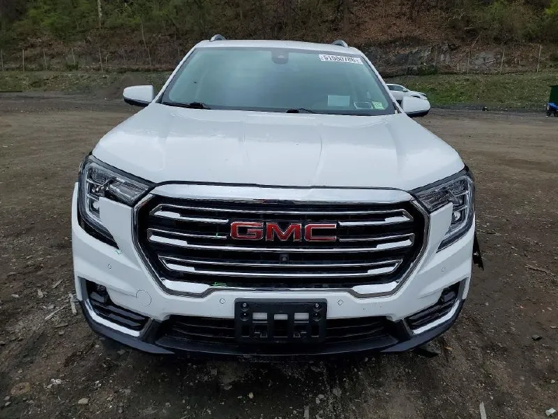 GMC TERRAIN SLT 2023