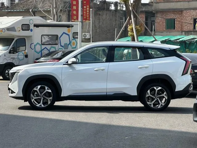 GEELY BOYUE L 2023