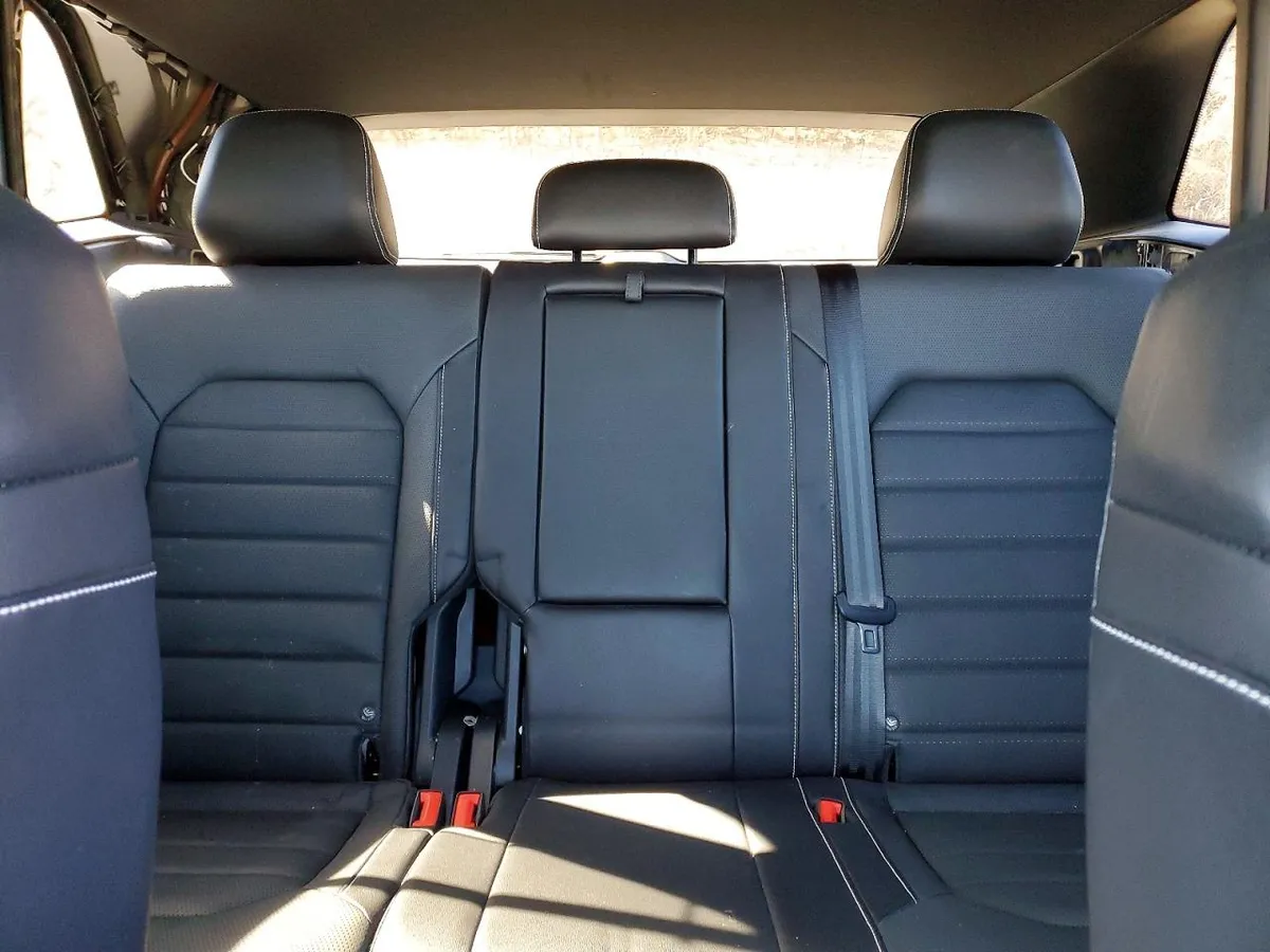 VOLKSWAGEN ATLAS 2.0Л 2024