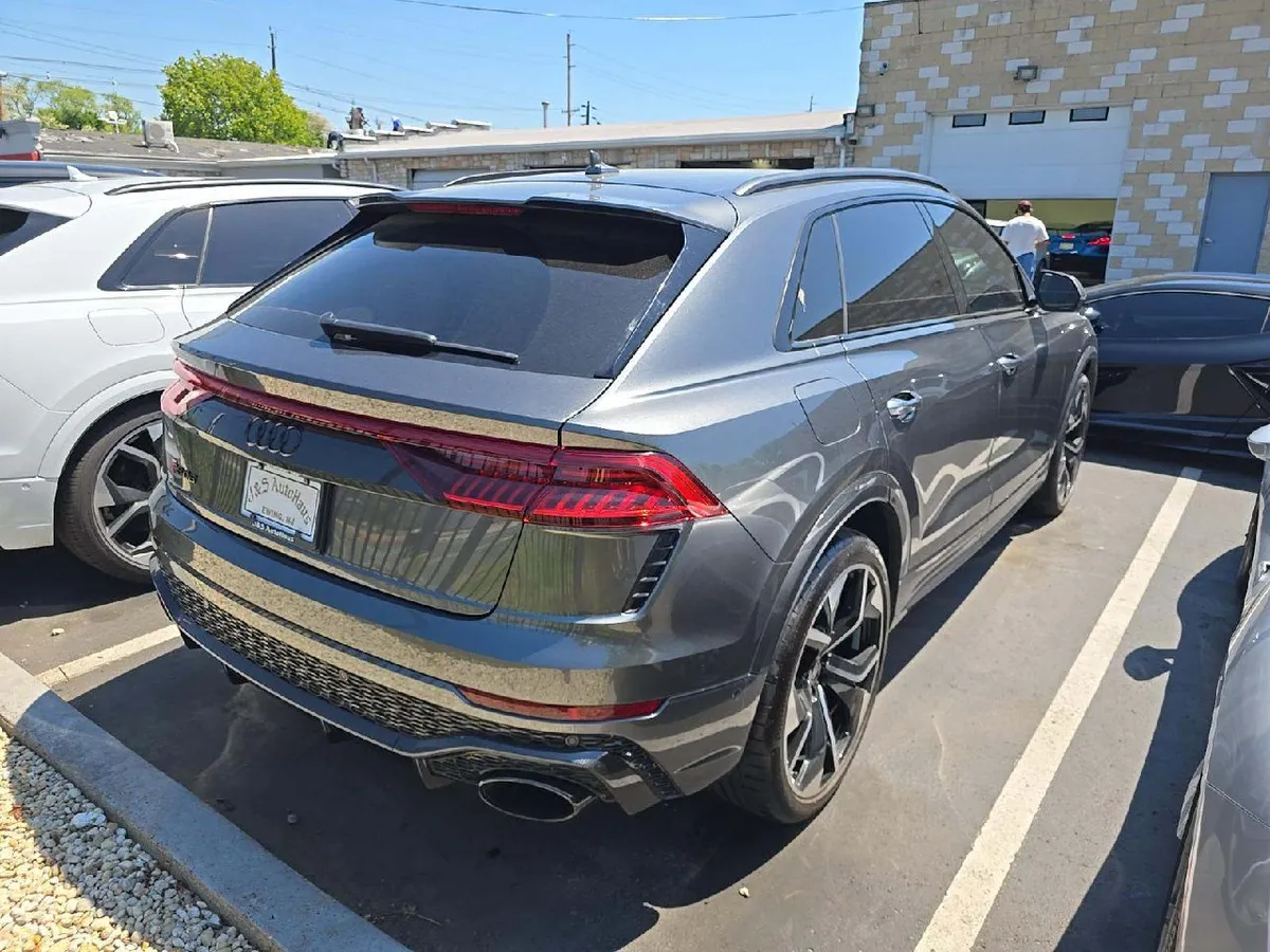 AUDI Q8 RS Q8 2023