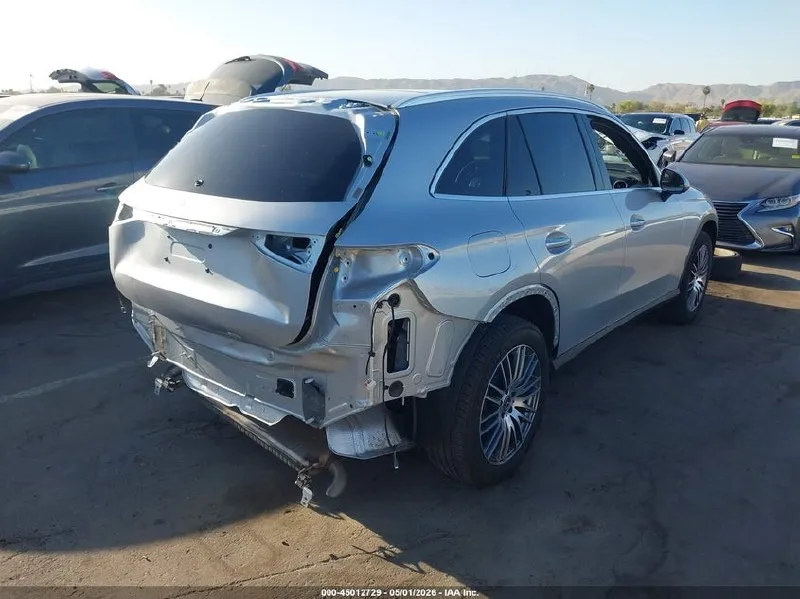 MERCEDES-BENZ GLC 300 SUV 2 2023