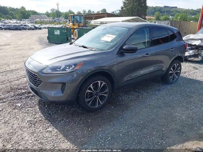 FORD ESCAPE SE 2021