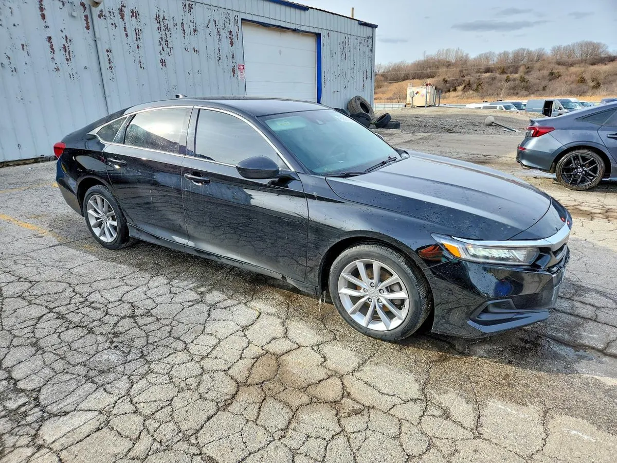 HONDA ACCORD LX 2022