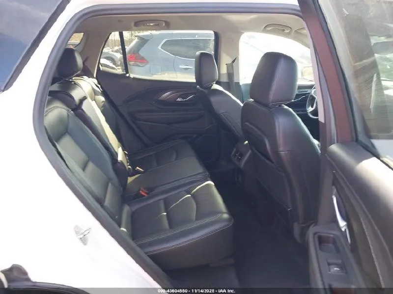 GMC TERRAIN SLT 2023
