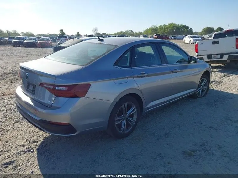 VOLKSWAGEN JETTA SE 2024