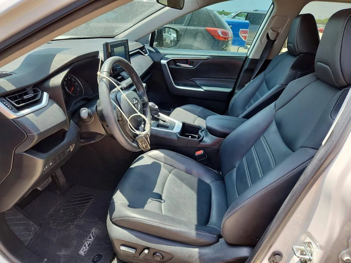 TOYOTA RAV4 ЭЛЕКТРОРЕГУЛИРОВКА ПЕРЕДНИХ СИДЕНИЙ ЛЮК ЭЛЕКТРОПРИВОД БАГАЖНИКА КРУИЗ-КОНТРОЛЬ КЛИМАТ-КОНТРОЛЬ 2022
