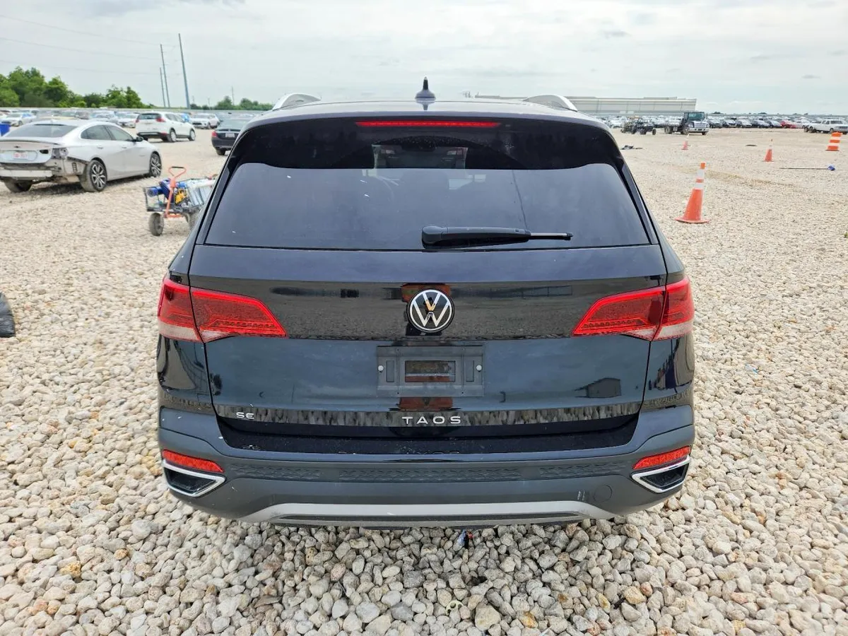 VOLKSWAGEN TAOS SE 2023