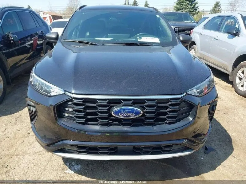FORD ESCAPE ST-LINE 2023