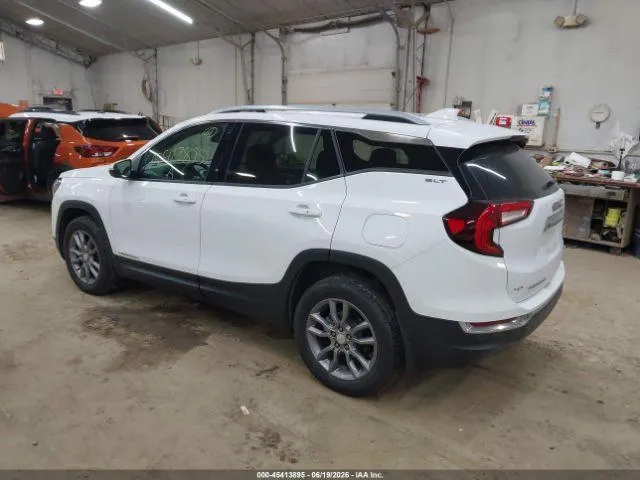 GMC TERRAIN SLT 2023