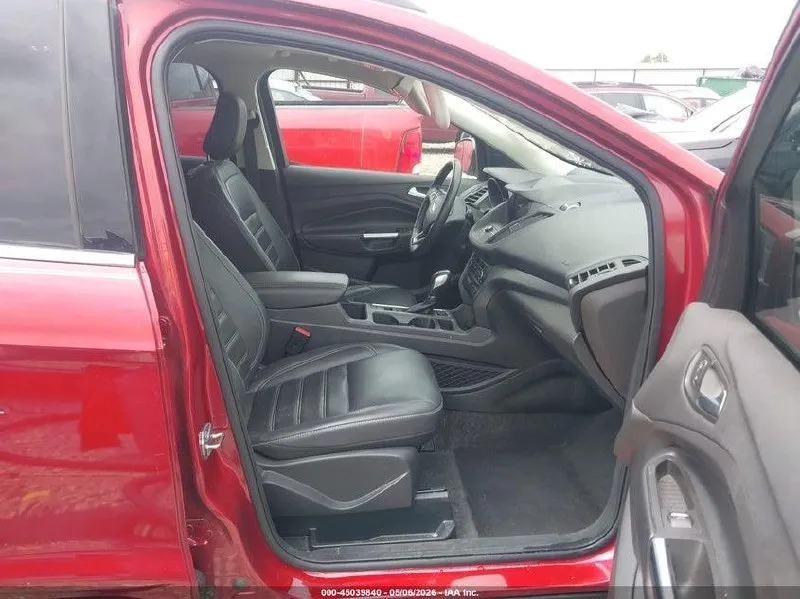 FORD ESCAPE SEL 2019