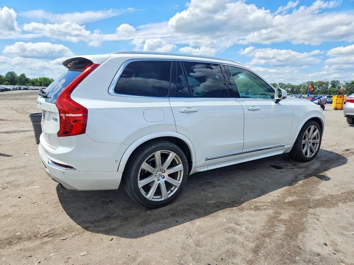 VOLVO XC90 INSCRIPTION ЭТО ПРЕМИАЛЬНЫЕ МАТЕРИАЛЫ И ПОЛНЫЙ ФАРШ 2017