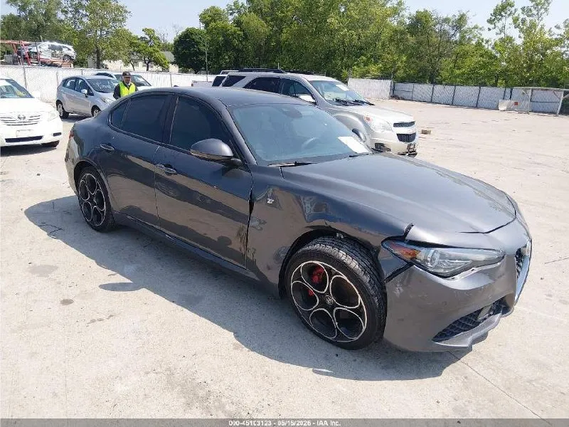 ALFA ROMEO GIULIA TI RWD 2022