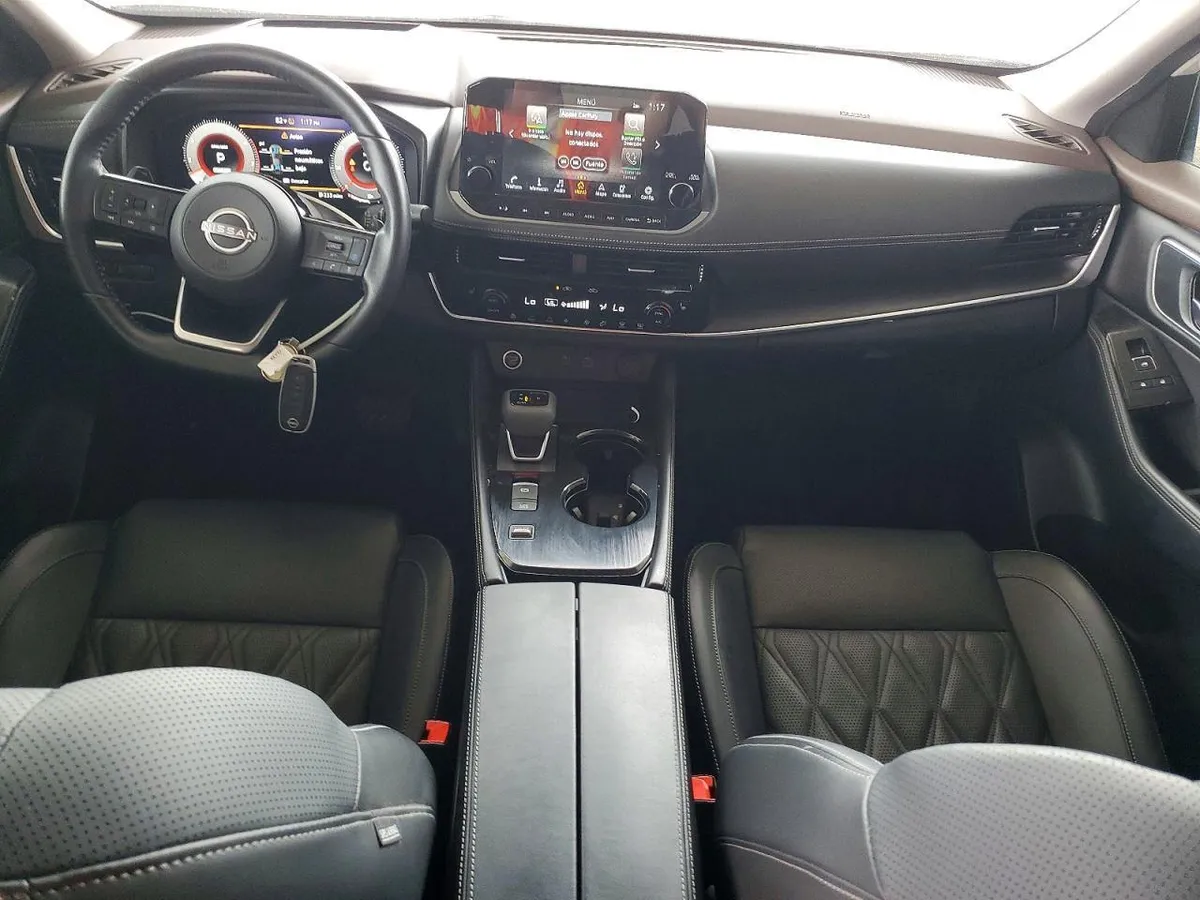 NISSAN ROGUE ПРЕМИАЛЬНЫЙ КОМФОРТ + ПАНОРАМНАЯ КРЫША 2023