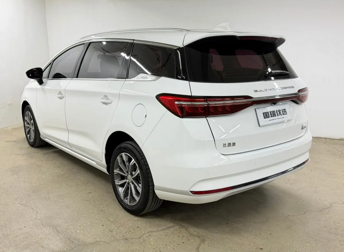 BYD SONG MAX 6-SEATER 2021
