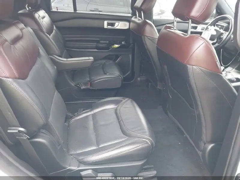 FORD EXPLORER PLATINUM 2022