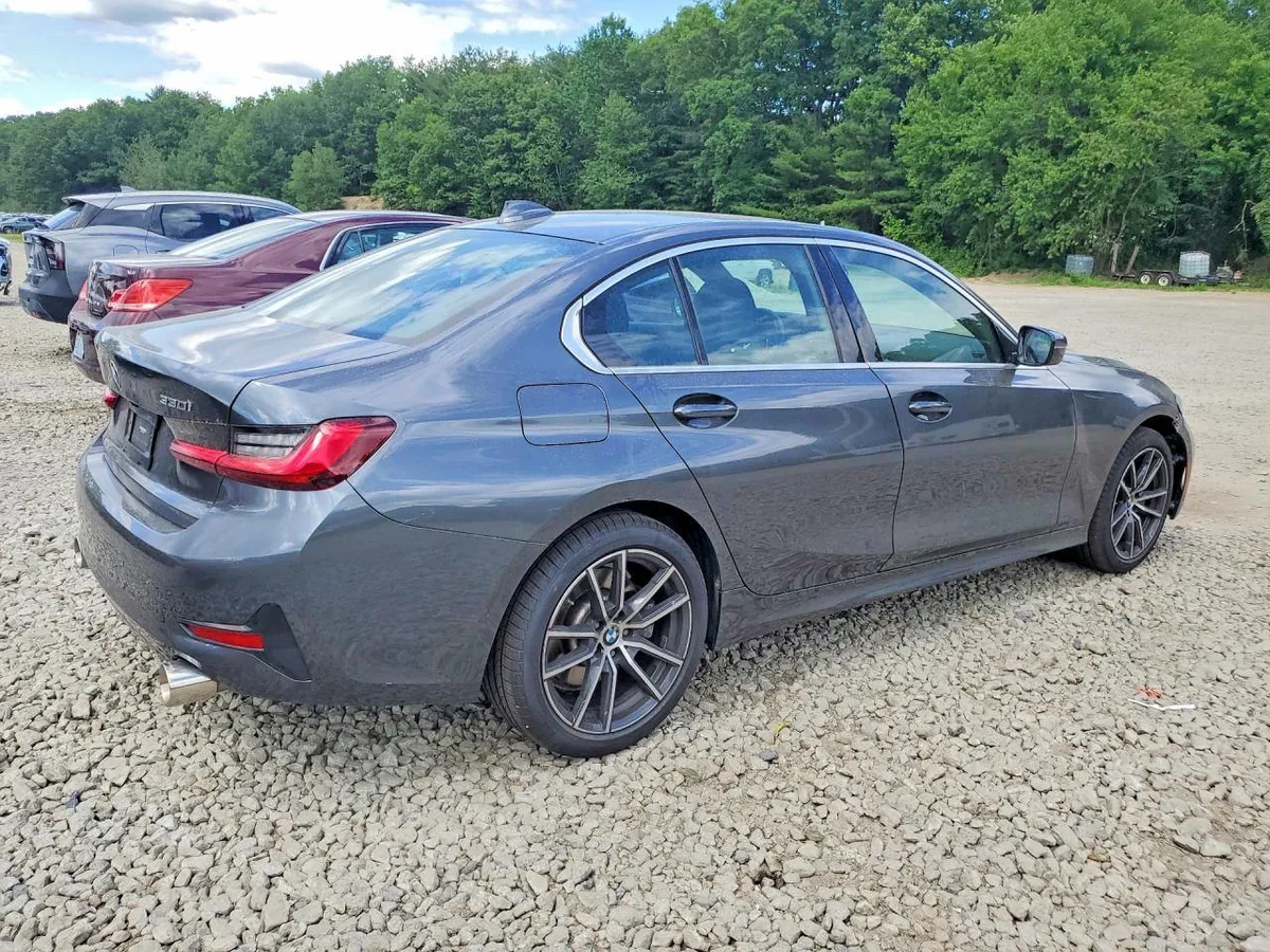 BMW 330XI 2022