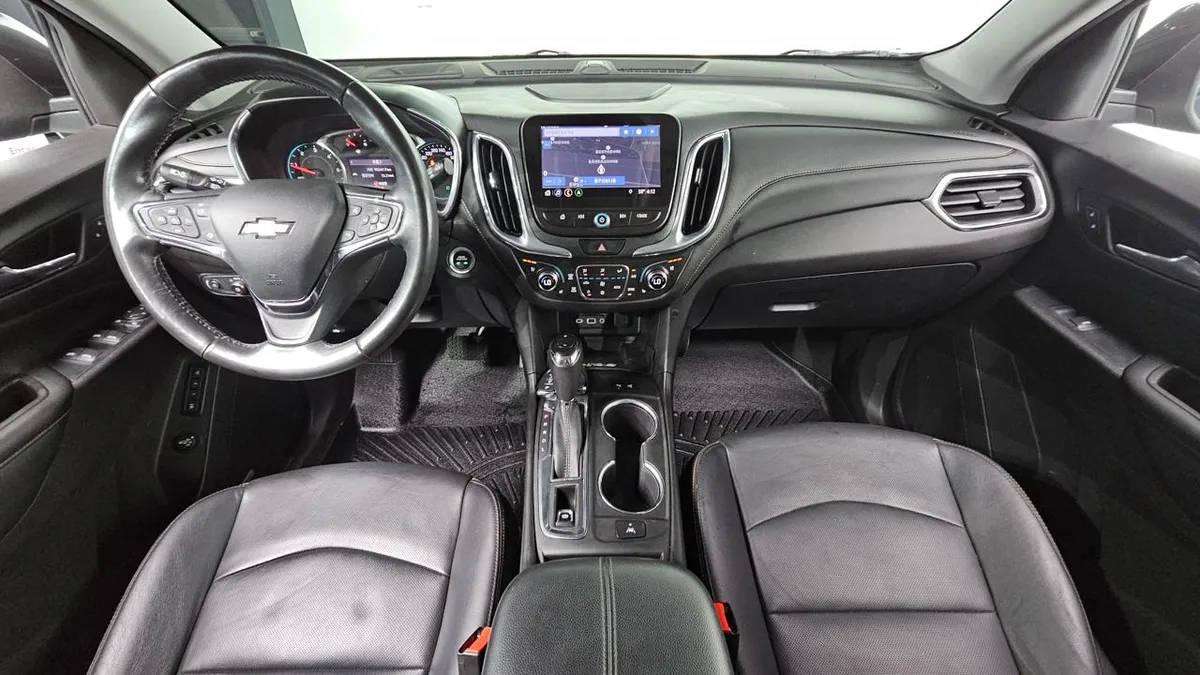 CHEVROLET EQUINOX PREMIER (МАКСИМАЛЬНЫЙ КОМФОРТ КОЖА ТОПОВЫЕ ПОМОЩНИКИ И ПРЕМИАЛЬНЫЕ ОПЦИИ) 2019