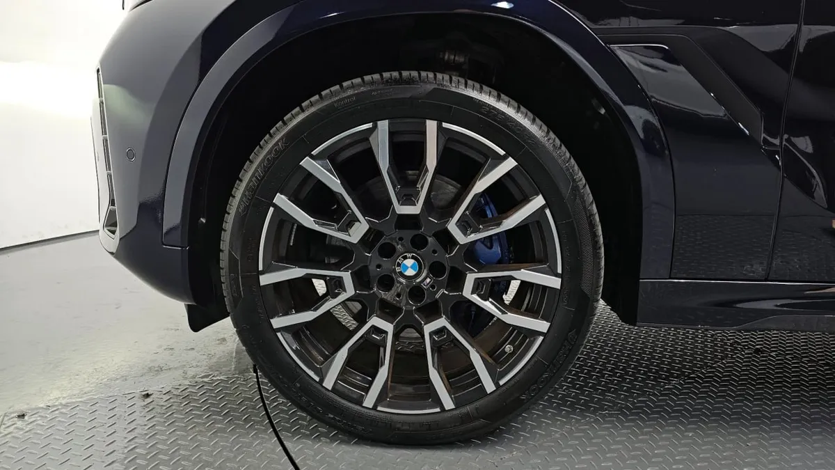 BMW X6 M SPORT 2025