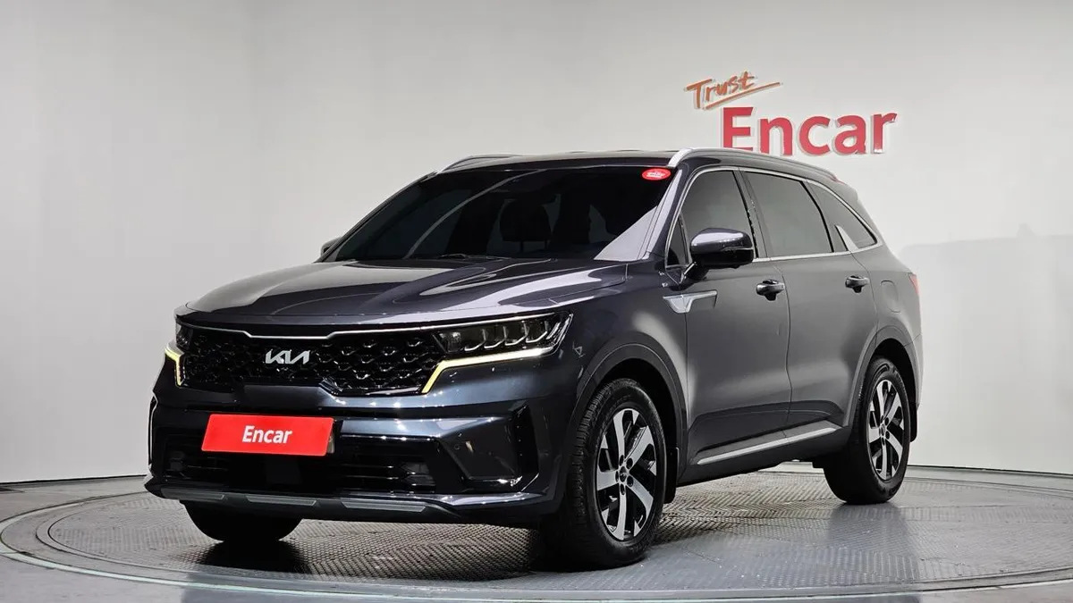 KIA SORENTO NOBLESSE ТОПОВОЕ ИСПОЛНЕНИЕ С ПРЕМИАЛЬНЫМИ МАТЕРИАЛАМИ ОТДЕЛКИ И РАСШИРЕННЫМ ФУНКЦИОНАЛОМ 2022