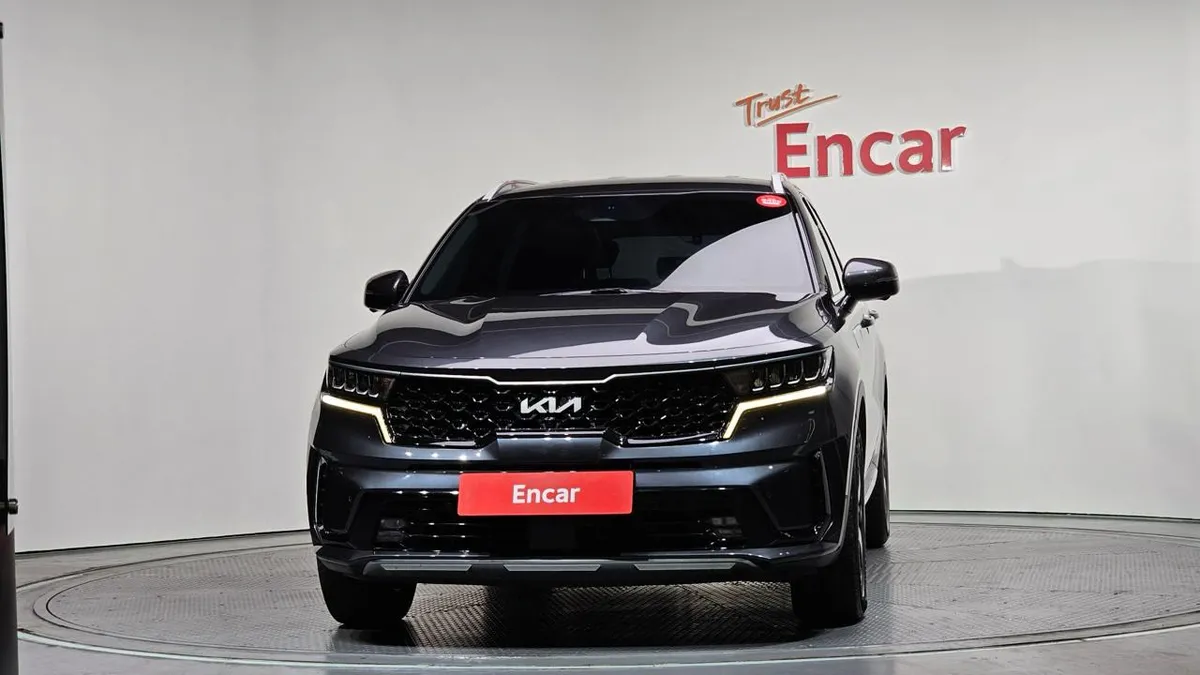 KIA SORENTO NOBLESSE ТОПОВОЕ ИСПОЛНЕНИЕ С ПРЕМИАЛЬНЫМИ МАТЕРИАЛАМИ ОТДЕЛКИ И РАСШИРЕННЫМ ФУНКЦИОНАЛОМ 2022