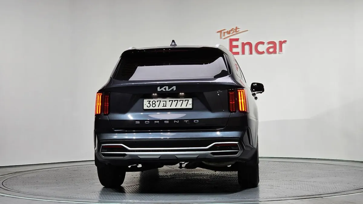 KIA SORENTO NOBLESSE ТОПОВОЕ ИСПОЛНЕНИЕ С ПРЕМИАЛЬНЫМИ МАТЕРИАЛАМИ ОТДЕЛКИ И РАСШИРЕННЫМ ФУНКЦИОНАЛОМ 2022