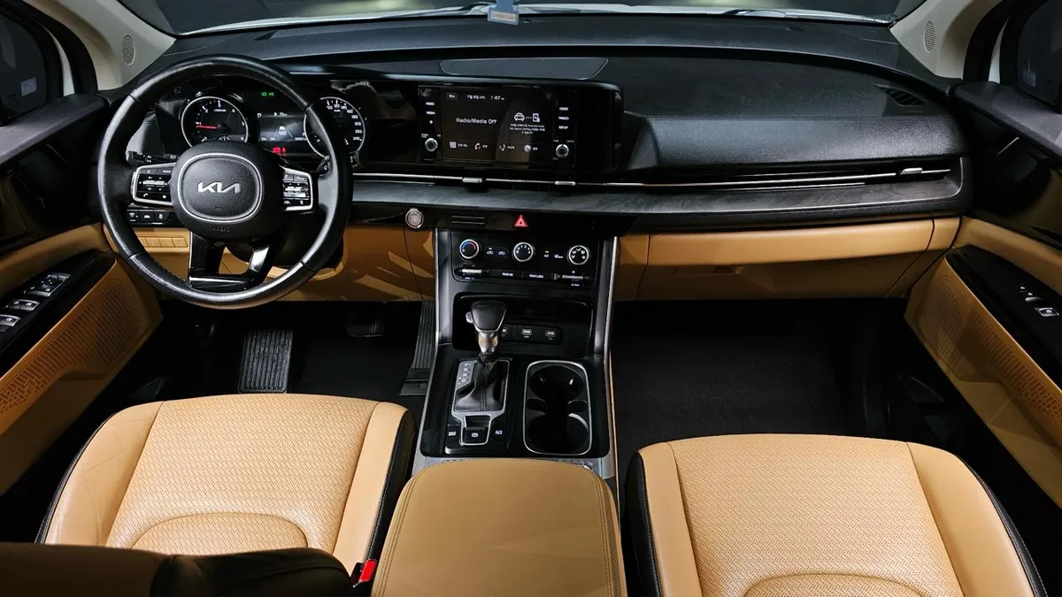 KIA CARNIVAL IV PRESTIGE НАСТОЯЩАЯ VIP-ЛОЖА НА КОЛЕСАХ 2022