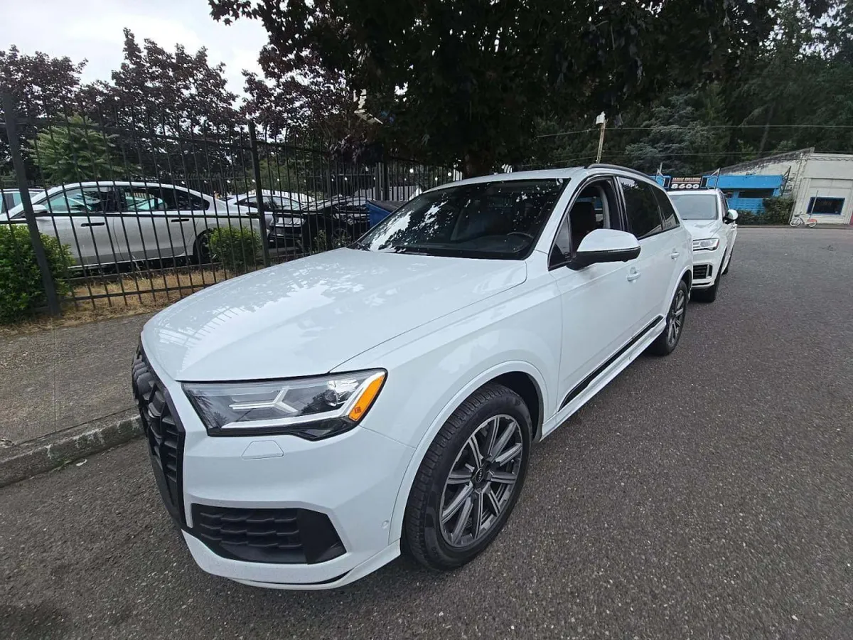 AUDI Q7 2022