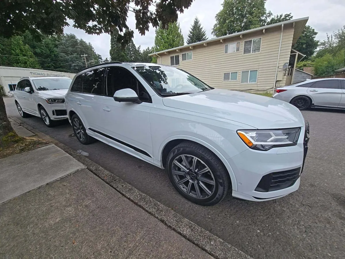 AUDI Q7 2022