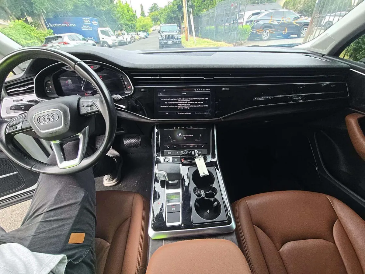 AUDI Q7 2022