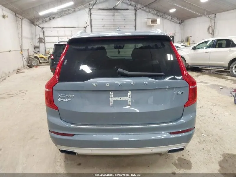 VOLVO XC90 T6 MOMENTUM 2020