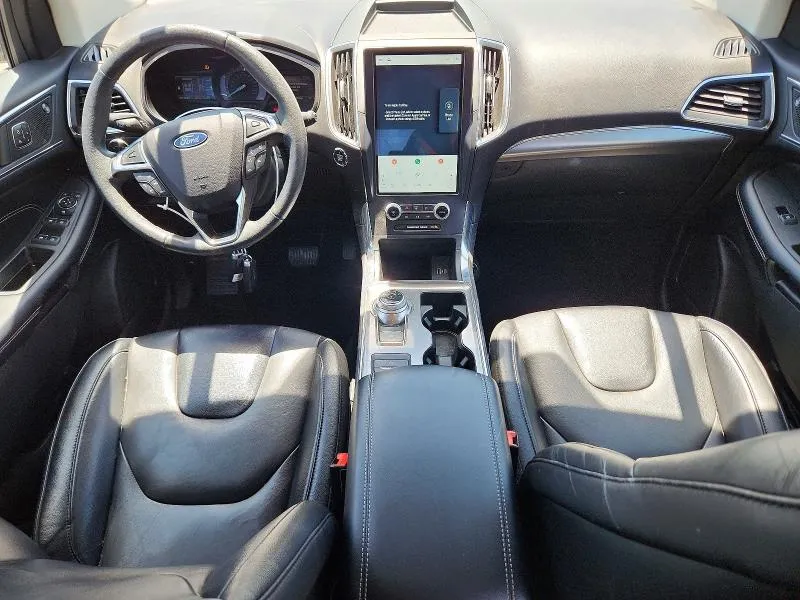 FORD EDGE TITANIUM AWD 2022