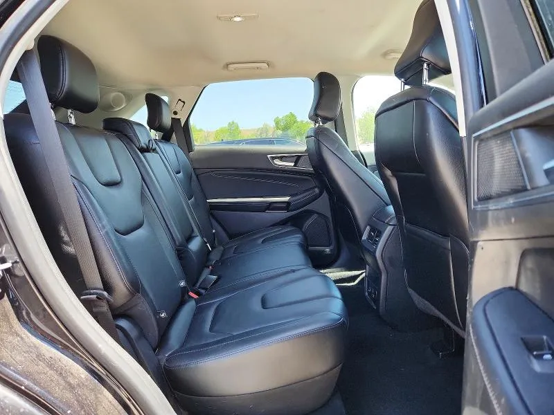 FORD EDGE TITANIUM AWD 2022