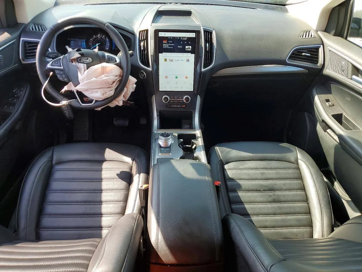FORD EDGE SEL 2022