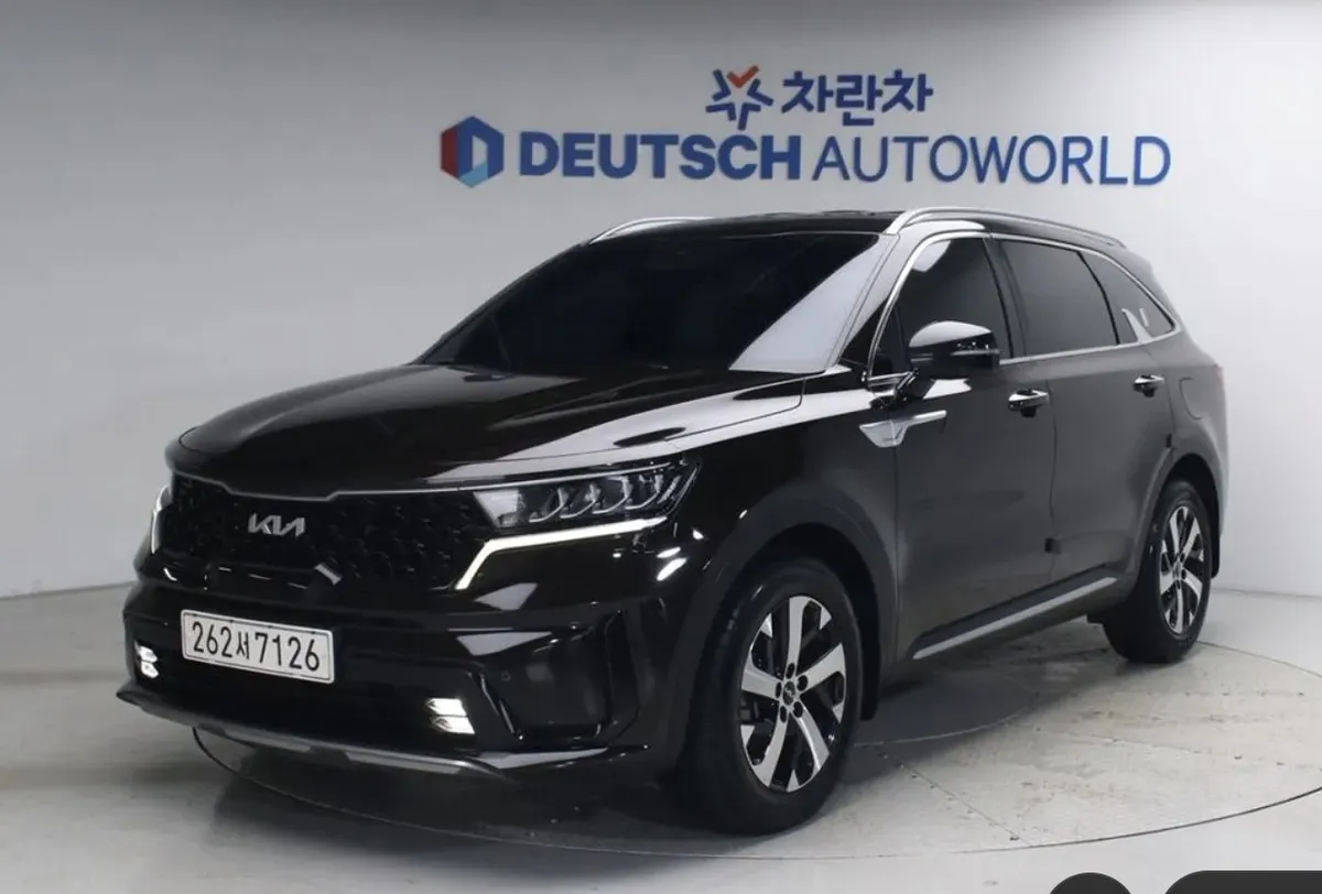 KIA SORENTO IV PRESTIGE (КОЖАНЫЙ САЛОН ЦИФРОВЫЕ ЭКРАНЫ АССИСТЕНТЫ ВОДИТЕЛЯ КЛИМАТ-КОНТРОЛЬ ВЕНТИЛЯЦИЯ И ПОДОГРЕВЫ С 2022