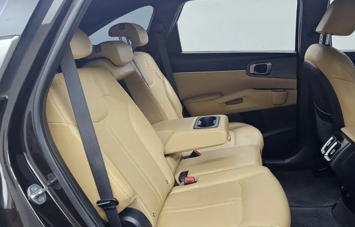 KIA SORENTO IV PRESTIGE (КОЖАНЫЙ САЛОН ЦИФРОВЫЕ ЭКРАНЫ АССИСТЕНТЫ ВОДИТЕЛЯ КЛИМАТ-КОНТРОЛЬ ВЕНТИЛЯЦИЯ И ПОДОГРЕВЫ С 2022