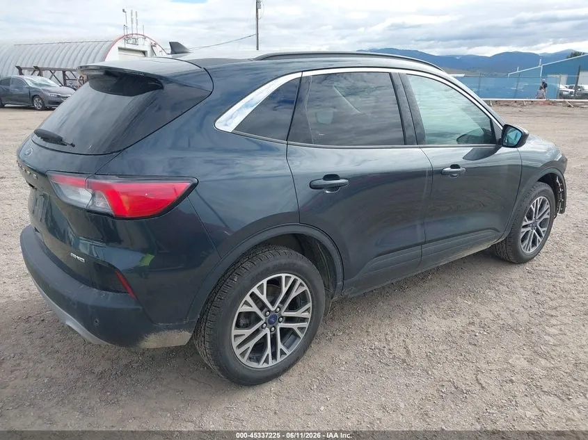 FORD ESCAPE SEL 2022
