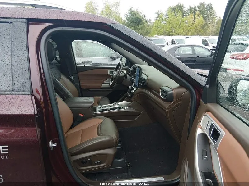 FORD EXPLORER KING RANCH (ТОПОВАЯ КОЖА DEL RIO 3 РЯДА ВЕРТИКАЛЬНЫЙ ПЛАНШЕТ АКУСТИКА B&O) 2022