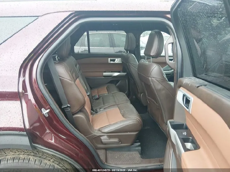 FORD EXPLORER KING RANCH (ТОПОВАЯ КОЖА DEL RIO 3 РЯДА ВЕРТИКАЛЬНЫЙ ПЛАНШЕТ АКУСТИКА B&O) 2022