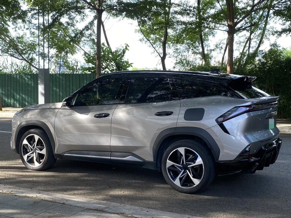 GEELY L7 2023