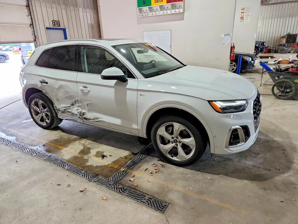 AUDI Q5 2023