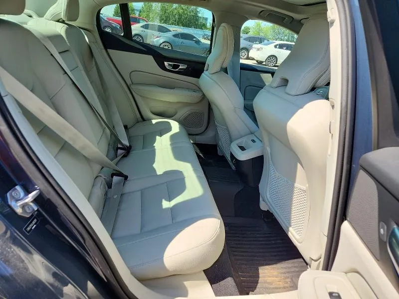 VOLVO S60 T6 AWD 2020