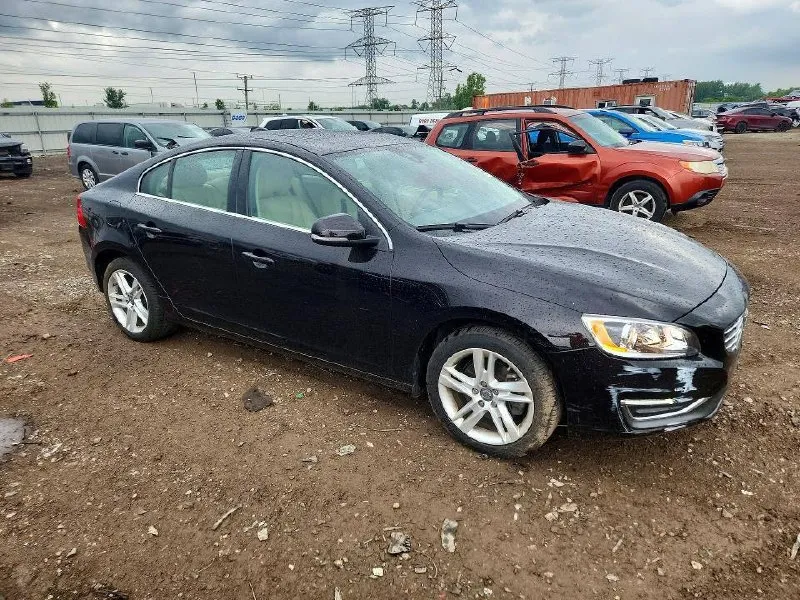 VOLVO S60 II 2015