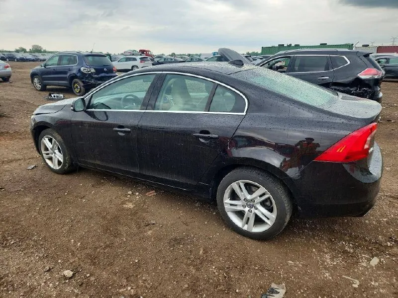 VOLVO S60 II 2015